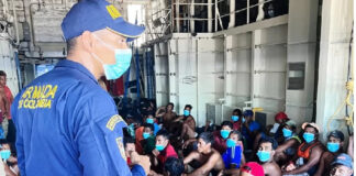 Armada de Colombia decomisa una embarcación con la bandera de Honduras y 99 tripulantes por pesca ilegal