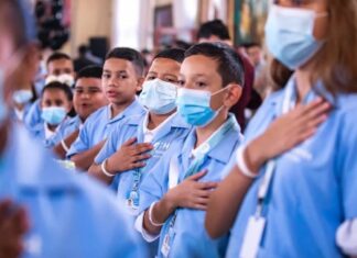 Cambio de uniforme no contribuye en el mejoramiento del sistema educativo, cuestiona presidente del Copemh
