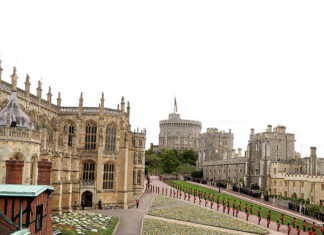 Isabel II ya descansa en Windsor