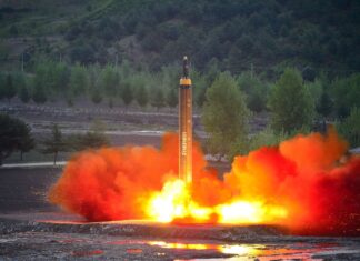 Corea del Norte dispara otros dos misiles de corto alcance al mar de Japón