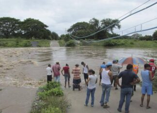 Crecida del río Goascorán deja unas 17 comunidades incomunicadas en la Costa de Los Amates, Valle