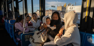 Los venezolanos arrancan una nueva vida desde los albergues de Nueva York