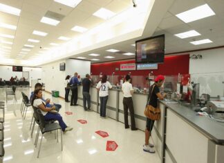 Bancos hondureños estarán cerrados a partir del mediodía de este miércoles