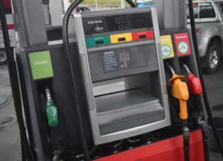 Las gasolinas tendrán una leve rebaja de precio y el diésel baja más de 3 lempiras a partir de este lunes