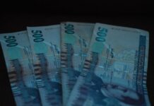 Centrales obreras piden un aumento salarial de 4 mil lempiras