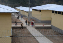 El Codeh denuncia que los uniformes policiales son vendidos a los privados de libertad