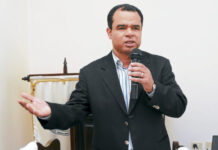 Diputado Jorge Zelaya dice que: «Libre habla de golpe de Estado para justificar su presencia en las calles»