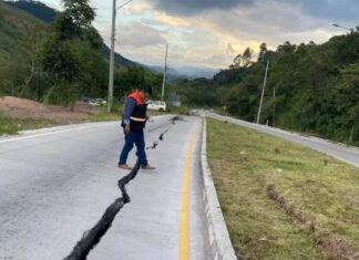 Deben invertirse unos 5 mil millones de lempiras anuales para mantenimiento de carreteras, sugiere la Chico
