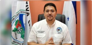 No se puede seguir con directores de Hospitales incapaces, dice el presidente de la ANEEAH