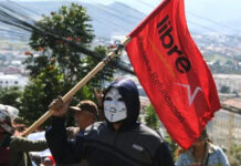 Colectivos de Libre ingresan y golpean a personal que labora en el hospital de San Lorenzo