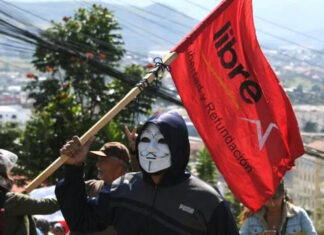 Colectivos de Libre ingresan y golpean a personal que labora en el hospital de San Lorenzo