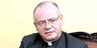 Monseñor Andino dice que la Junta Directiva del Congreso es ilegal, y quien gobierna el país es Mel Zelaya