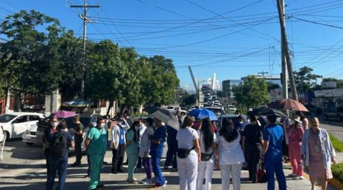 Ante falta de pago, médicos del Hospital Mario Catarino Rivas realizan protesta