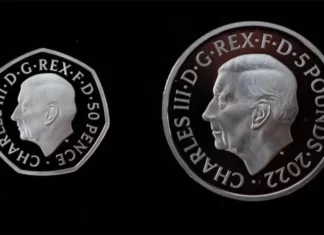 Presentan la nueva moneda con la imagen del rey Carlos III