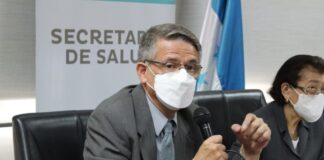 Ministro Matheu reafirma que hay abastecimiento de medicamentos y dice que quienes lo critican son “mentirosos y malintencionados”