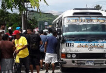 Atentado a un bus rapidito deja una persona muerta y un herido en Choloma, Cortés