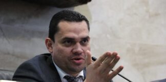 Tomás Zambrano dice que la Junta Directiva del Congreso son «Aprendices de dictadores»