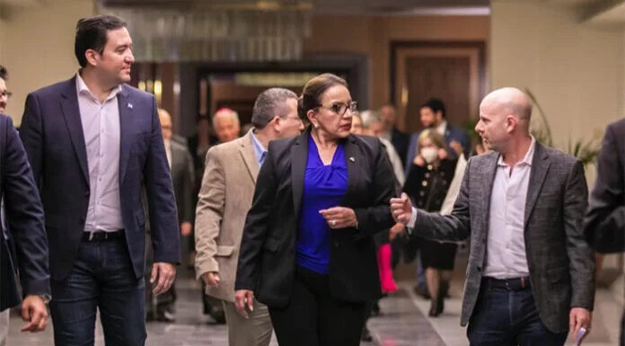 Presidenta de Honduras y canciller de Perú, en la inauguración del Foro de la FAO