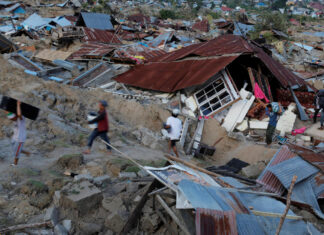 Unos 100 niños entre las 271 víctimas mortales del terremoto de Indonesia