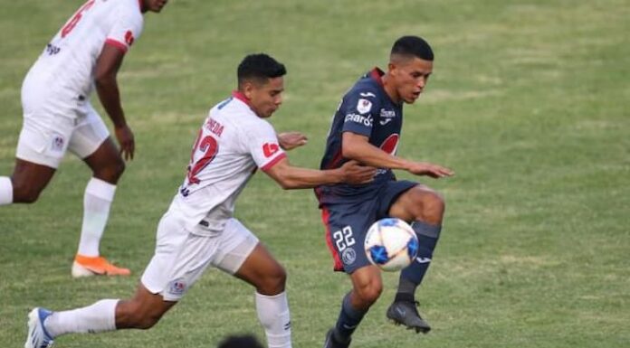 Clásico entre Olimpia y Motagua arrojará luces sobre el líder en Honduras