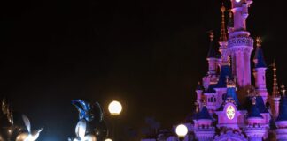 Disney cierra todos sus negocios en Rusia