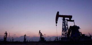 El petróleo de Texas abre con un rebote del 2.82 %, hasta 88.97 dólares