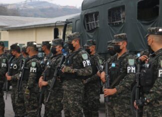 Remueven a dos comandantes de la PMOP en estrategia para fortalecer la lucha contra el crimen organizado