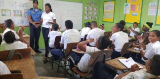 Secretaría de Educación suspende clases en Islas de la Bahía y centros educativos servirán de albergues