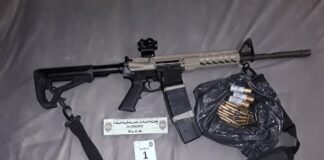 Detienen a tres personas en posesión de más de un millón de lempiras, armas y drogas en Catacamas