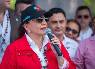 Es prioridad de cada gobierno luchar por erradicar la pobreza extrema, dice Xiomara Castro