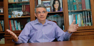 Ministro de Salud ante el paro de labores de hospitales: «La falta de medicinas es excusa y pagos a médicos están al día»