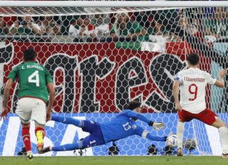 Lewandowski sigue sin puntería en un Mundial