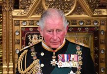 Carlos III pide cambiar la ley para que Ana y Eduardo puedan sustituirle