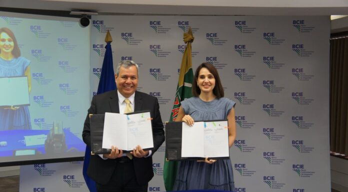 El BCIE y la Escuela Agrícola del Zamorano firman convenios para promover la educación e innovación agrícola