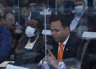 Si hay dinero para comprar helicópteros por qué no hay para incrementar el salario mínimo, reclama diputado Jorge Zelaya