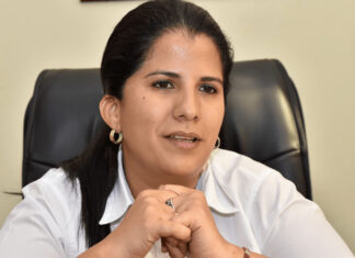 Fátima Mena presenta reforma para eliminar requisito de notario a candidatos a la CSJ y PGR