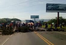 Empleados del Hospital de San Lorenzo amenazan con realizar tomas el lunes ante falta de pago