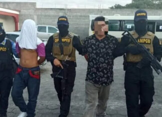 Capturan a dos transportistas que se hacían pasar por miembros de la pandilla 18 para cobrar extorsión