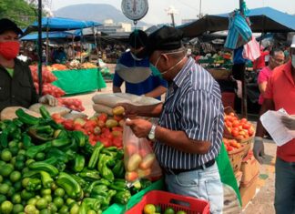 Continúan los cuestionamientos por la falta de medidas para regular los precios de la canasta básica