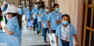 La Secretaría de Educación asegura que las nuevas gabachas escolares serán gratuitas