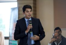 Economista alerta que de no aprobar el presupuesto general es una puerta al uso “discrecional” de los fondos