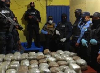 Policía Nacional incauta más de 200 paquetes de supuesta marihuana en la colonia Villanueva de Tegucigalpa