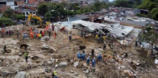 Al menos 27 muertos y varios heridos deja deslizamiento de tierra en Colombia