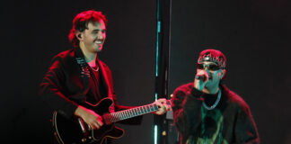 Morat estremece Medellín junto a un Juanes pletórico que hace delirar su casa