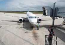 Un avión aterriza de emergencia en Praga debido al nacimiento de un bebé