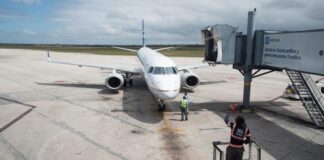 Un avión aterriza de emergencia en Praga debido al nacimiento de un bebé