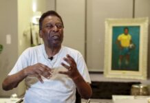 Hijo de Pelé le ofrece su fuerza tras llegar al hospital para acompañarlo