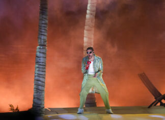 Bad Bunny despide su “tour más caliente” en el Azteca de México