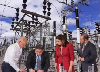 Renegociación de contratos de energía representa un ahorro de L. 37 mil millones, según la ENEE