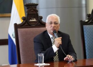 Interponen denuncia ante el MP contra el rector de la UNAH por supuesto abuso de autoridad